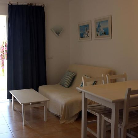 Apartamentos Saura Cala'N Blanes  ภายนอก รูปภาพ